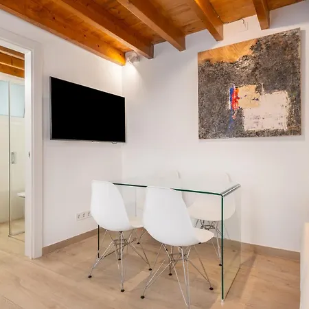 The Sailor House, Duplex Center *